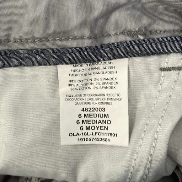 LEE Floral Embroidered Shorts Grey Pink Regular Fit Mid Rise Flat Front Size 6 - Picture 7 of 10